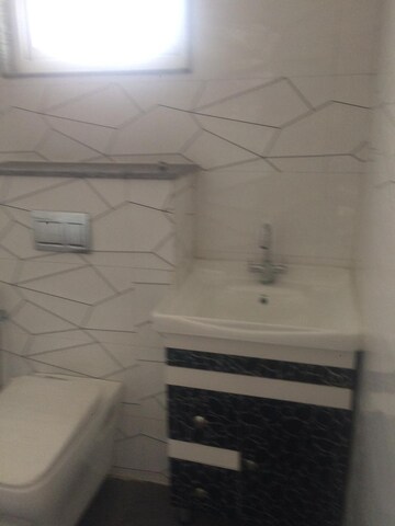 Bathroom in 2 BHK Builder Floor at Sector 51 – for Rent