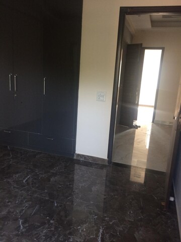 Bathroom in 2 BHK Builder Floor at Sector 51 – for Rent