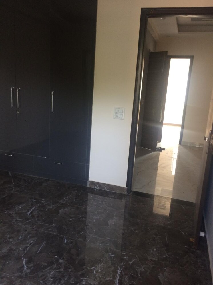 Bathroom, sector 51 2 Bedroom 1200 Sq.Ft. Builder Floor In Sector 51 Gurgaon 8928167