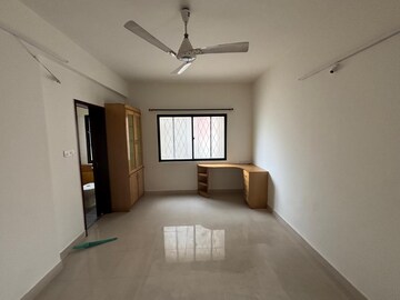 Room in 3 BHK Apartment at Spartan Heights, Richmond Town – for Rent