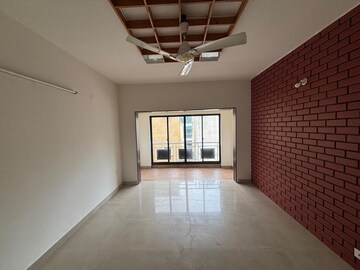 Room in 3 BHK Apartment at Spartan Heights, Richmond Town – for Rent