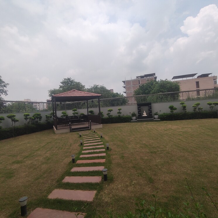  Parking, ss-southend-floors 5 Bedroom 6500 Sq.Ft. Builder Floor In South City 2 Gurgaon 8928181