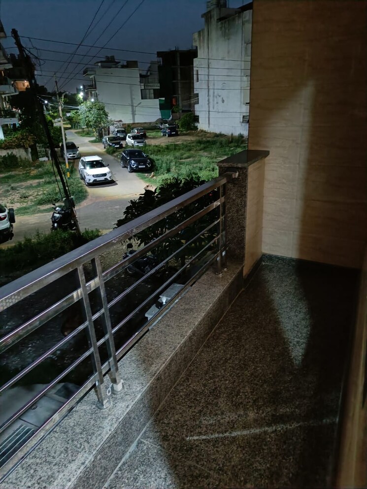 Balcony, sector 51 2 Bedroom 1200 Sq.Ft. Builder Floor In Sector 51 Gurgaon 8928190