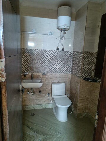 Bathroom in 2 BHK Builder Floor at Sector 51 – for Rent