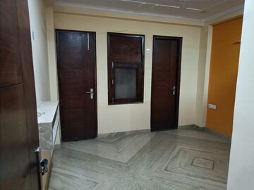 Room in 2 BHK Builder Floor at Sector 51 – for Rent