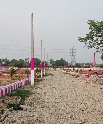  Plot – Exterior View View at Banthara - for Sale