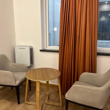 Bedroom in  Pg at Sector 21 – for Rent