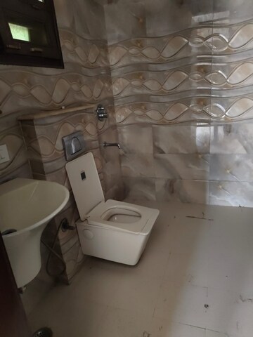 Bathroom in 3 BHK Builder Floor at Sector 51 – for Rent
