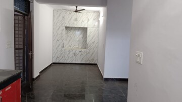 Room in 2 BHK Independent House at Sector 116 – for Rent