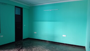 Room in 2 BHK Independent House at Sector 116 – for Rent