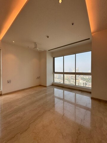 3 BHK Apartment For Rent in K Raheja Vivarea, Mahalaxmi