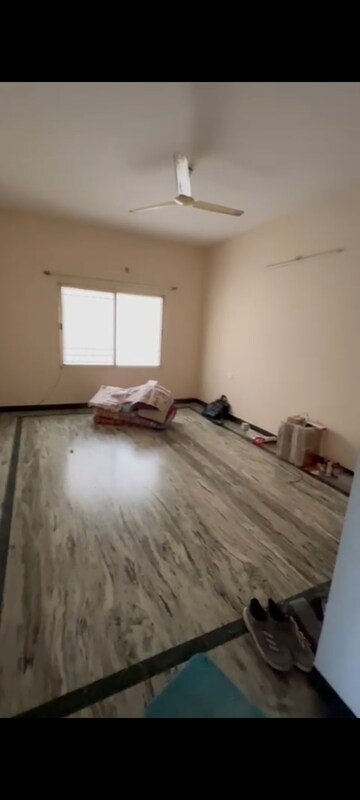Room in 2 BHK Apartment at Halasuru – for Rent