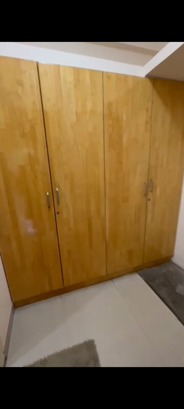 Furnished Amenities in 2 BHK Apartment at Halasuru – for Rent