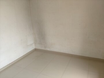 Room in 3 BHK Apartment at Krishna Heights Jagatpur, Jagatpur – for Sale