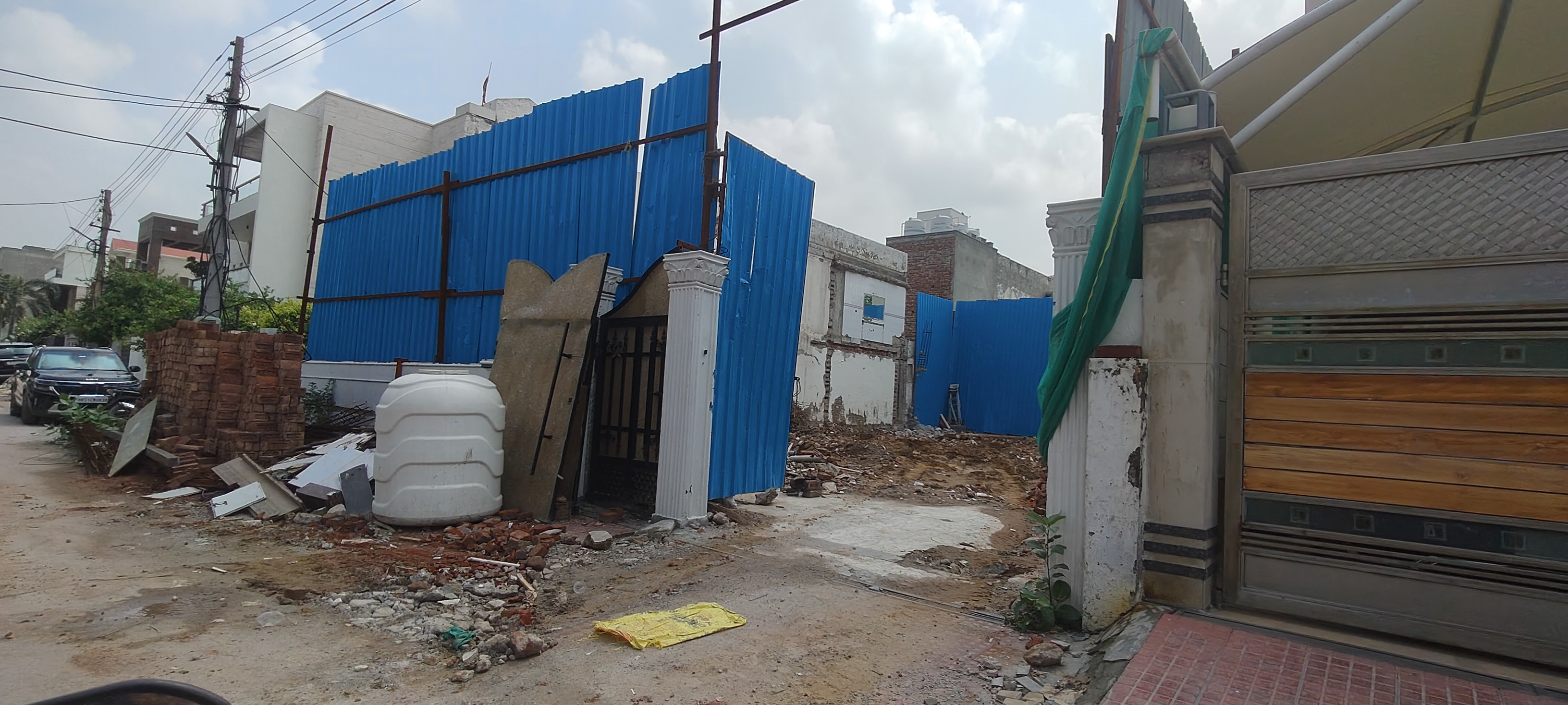 Plot For Sale in Independent Plot 