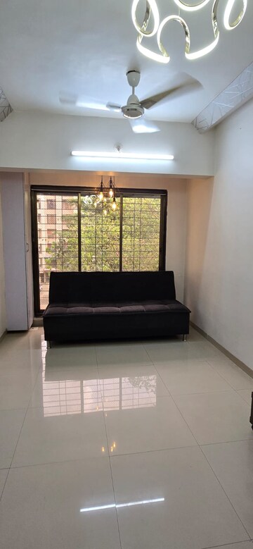 Bedroom in 2 BHK Apartment at Gaurav Chintan, Mira Road East – for Rent