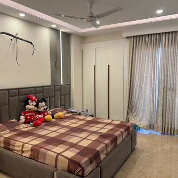 Bedroom in 4 BHK Apartment at Ansal Versalia Avante, Sector 67 – for Rent