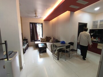 Living Room in 1.5 BHK Apartment at Usha Sadan Apartment, Colaba – for Rent