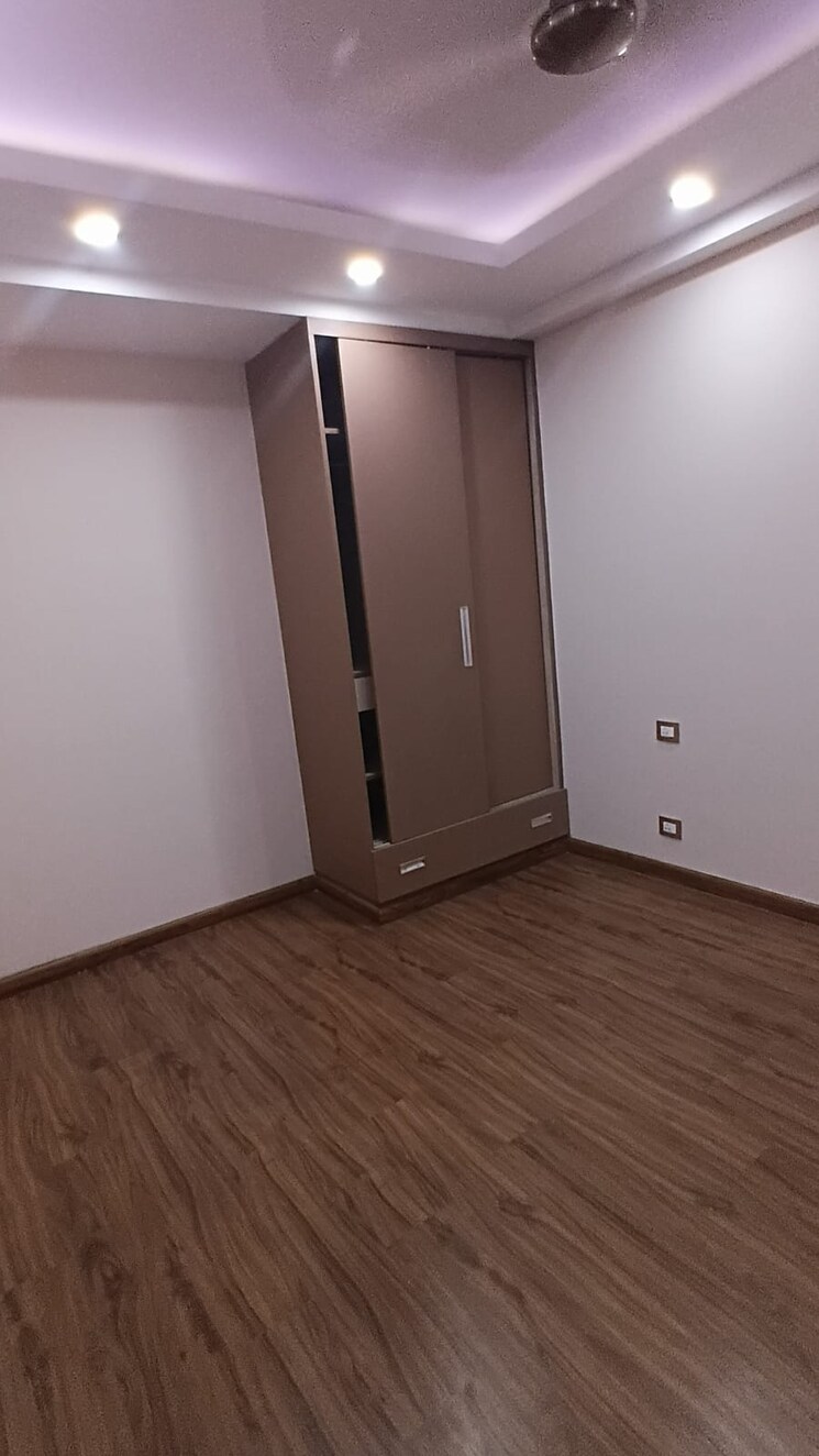 Room, boutique-residential-apartments-c-253 3 Bedroom 2850 Sq.Ft. Apartment In Defence Colony Delhi 8928382