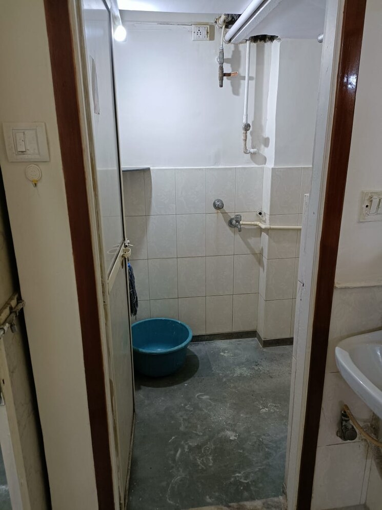 Bathroom, midas-enclave 1 RK 280 Sq.Ft. Apartment In Malad West Mumbai 8928376