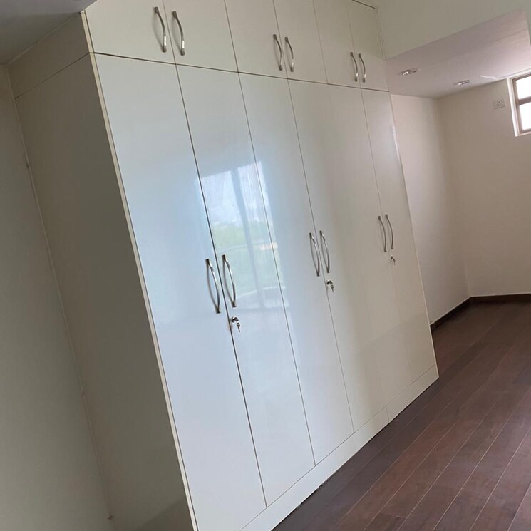 Bedroom, tata-primanti-executive-apartments 4 Bedroom 3300 Sq.Ft. Apartment In Dhani Gurgaon 8928388