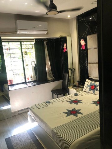 Master Bedroom in 2 BHK Apartment at Gaurav Chintan, Mira Road East – for Rent