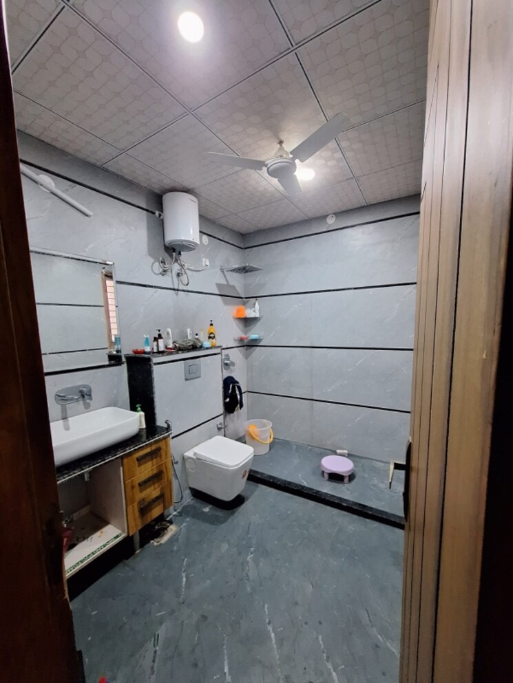 Kitchen, unitech-south-city-ii 2.5 Bedroom 1250 Sq.Ft. Builder Floor In Sector 50 Gurgaon 8928432