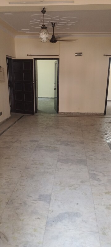 Furnished Amenities in 3 BHK Apartment at Ip Extension – for Rent