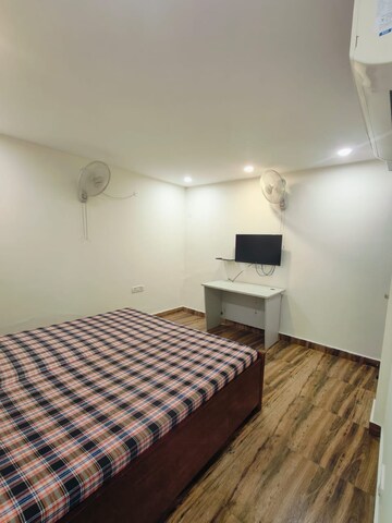 Bedroom in 1 BHK Builder Floor at Sushant Lok I – for Rent