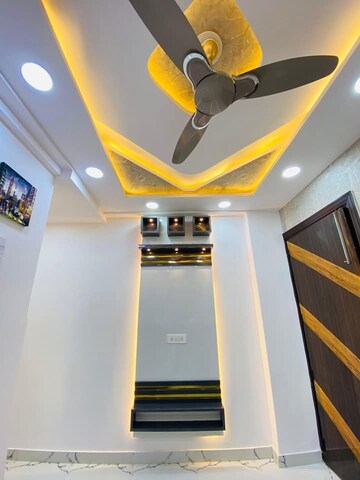 Staircase in 1.5 BHK Builder Floor at SA HOMES I, Uttam Nagar – for Sale