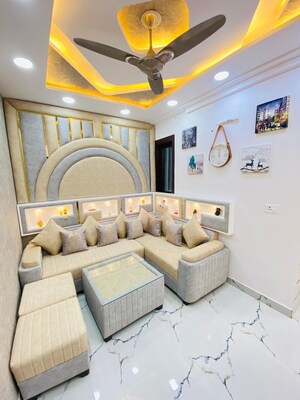 Living Room in 1.5 BHK Builder Floor at SA HOMES I, Uttam Nagar – for Sale