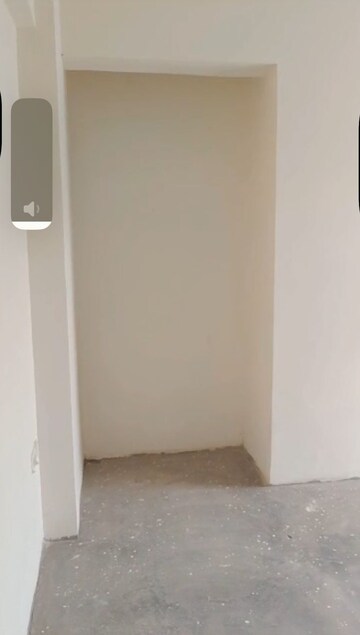 Room in 2 BHK Apartment at Imperia Esfera, Sector 37c – for Sale