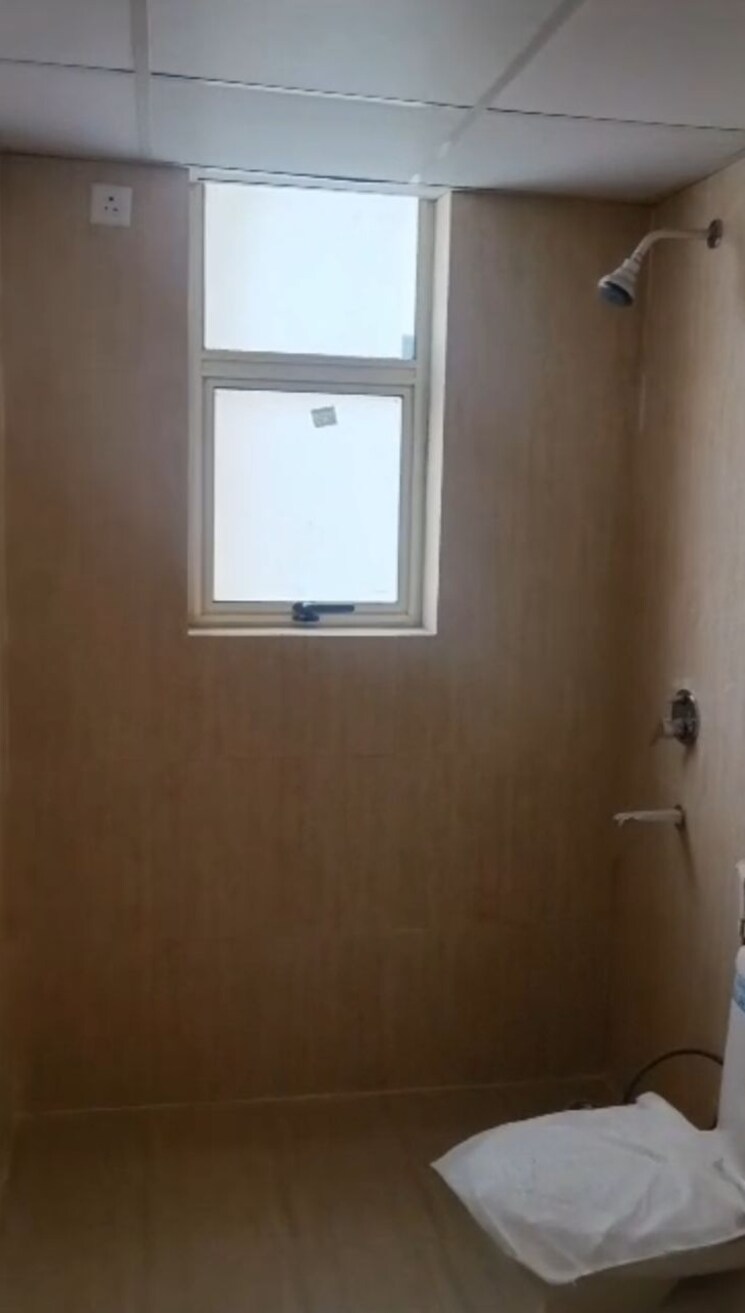 Bathroom, imperia-esfera 2 Bedroom 1578 Sq.Ft. Apartment In Sector 37c Gurgaon 8928417