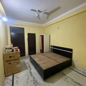 Bedroom in 2 BHK Builder Floor at Landcraft Golflink Villas, Pandav Nagar – for Rent