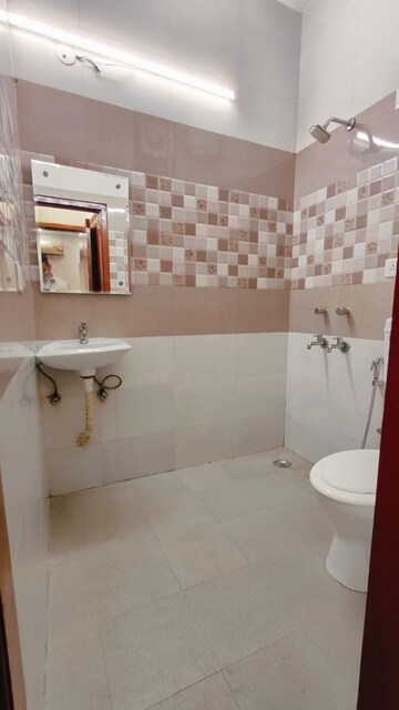 Bathroom in 1 BHK Builder Floor at Sushant Lok I – for Rent