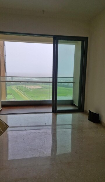 Room in 3 BHK Apartment at Piramal Mahalaxmi, Mahalaxmi – for Rent