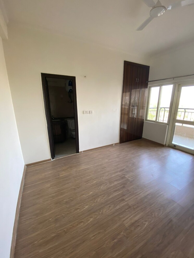 Room, sobha-international-city-phase-1 4 Bedroom 4500 Sq.Ft. Villa In Sector 109 Gurgaon 8928514