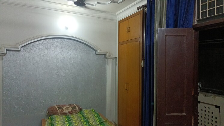 Room, vaishali sector 5 1 Bedroom 550 Sq.Ft. Builder Floor In Vaishali Sector 5 Ghaziabad 8928551