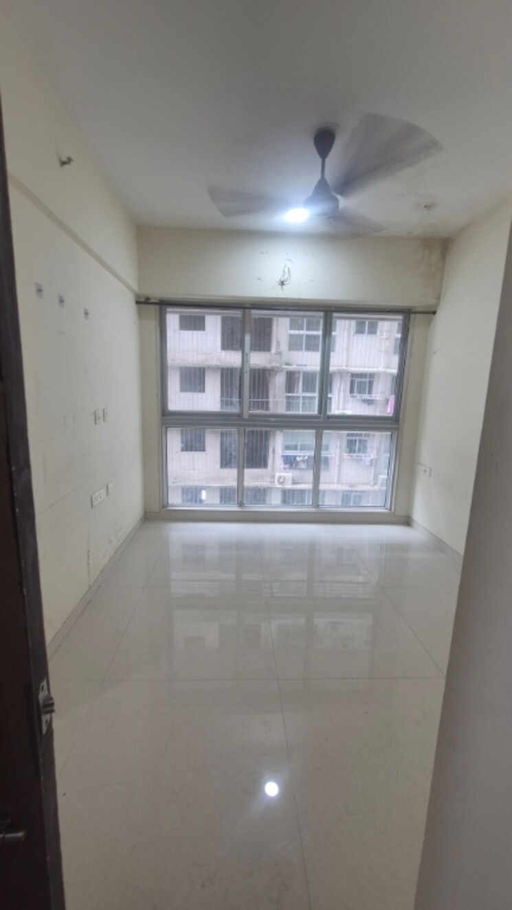 Room, a-and-o-realty-eminente 1 Bedroom 373 Sq.Ft. Apartment In Dahisar East Mumbai 8928572