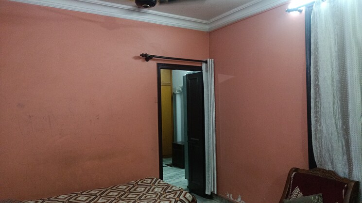 Room, vaishali sector 5 1 Bedroom 560 Sq.Ft. Builder Floor In Vaishali Sector 5 Ghaziabad 8928584