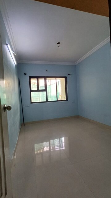 Room in 2 BHK Apartment at HDIL Dheeraj Diamond, Malad West – for Rent