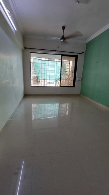 Room in 2 BHK Apartment at HDIL Dheeraj Diamond, Malad West – for Rent