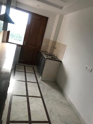 Staircase in 3 BHK Builder Floor at SS Mayfield Gardens, Sector 51 – for Rent