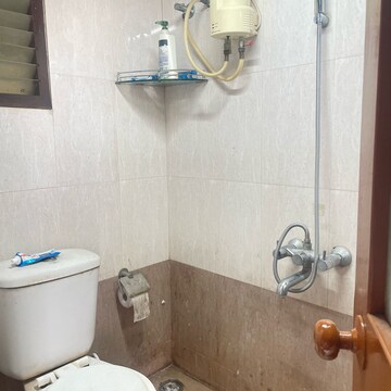 Bathroom in Studio Penthouse at Shanthi Nagar – for Rent