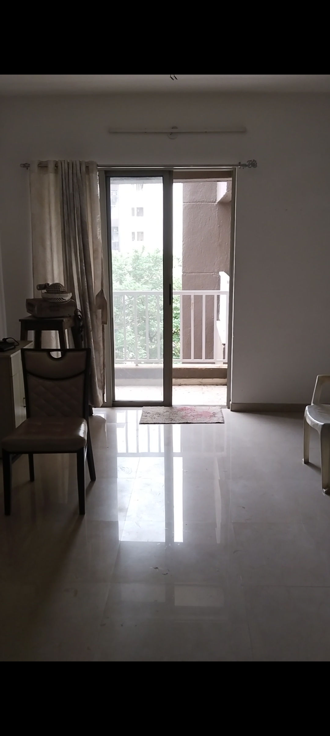1.5 BHK + Pooja Room Apartment For Sale in Lodha Casa Rio