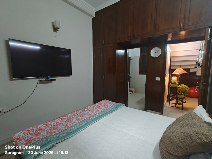 Bedroom, unitech-south-city-1 3 Bedroom 1895 Sq.Ft. Builder Floor In South City 1 Gurgaon 8928649