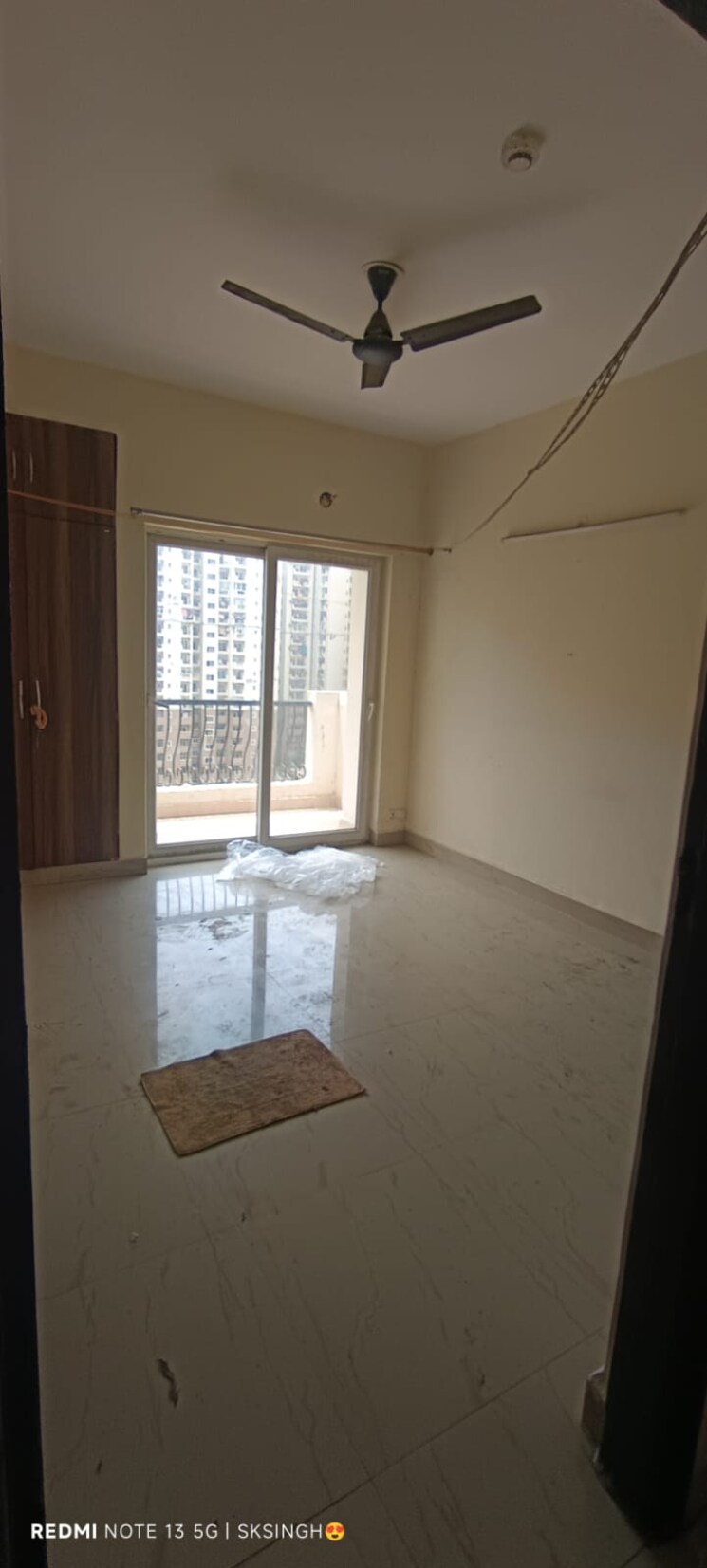 Room, nimbus-the-hyde-park 2 Bedroom 1080 Sq.Ft. Apartment In Sector 78 Noida 8928699