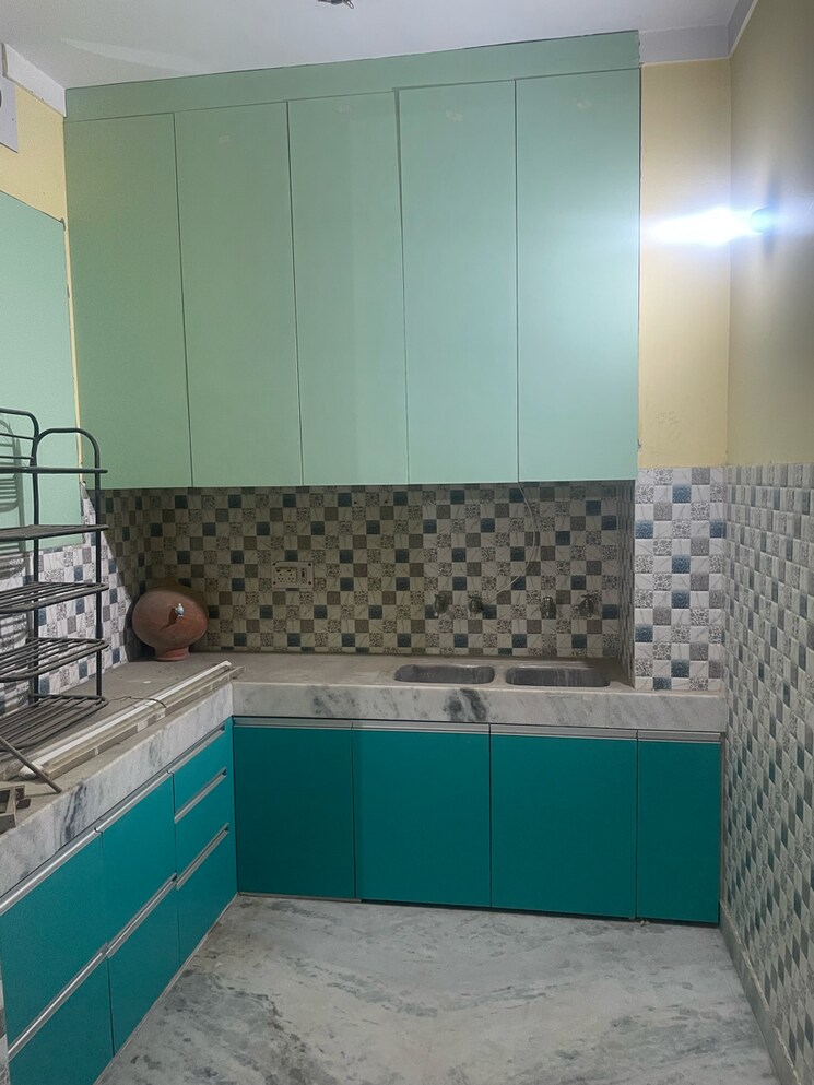 Bedroom, landcraft-golf-links 2 Bedroom 120 Sq.Ft. Builder Floor In Pandav Nagar Ghaziabad 8928664