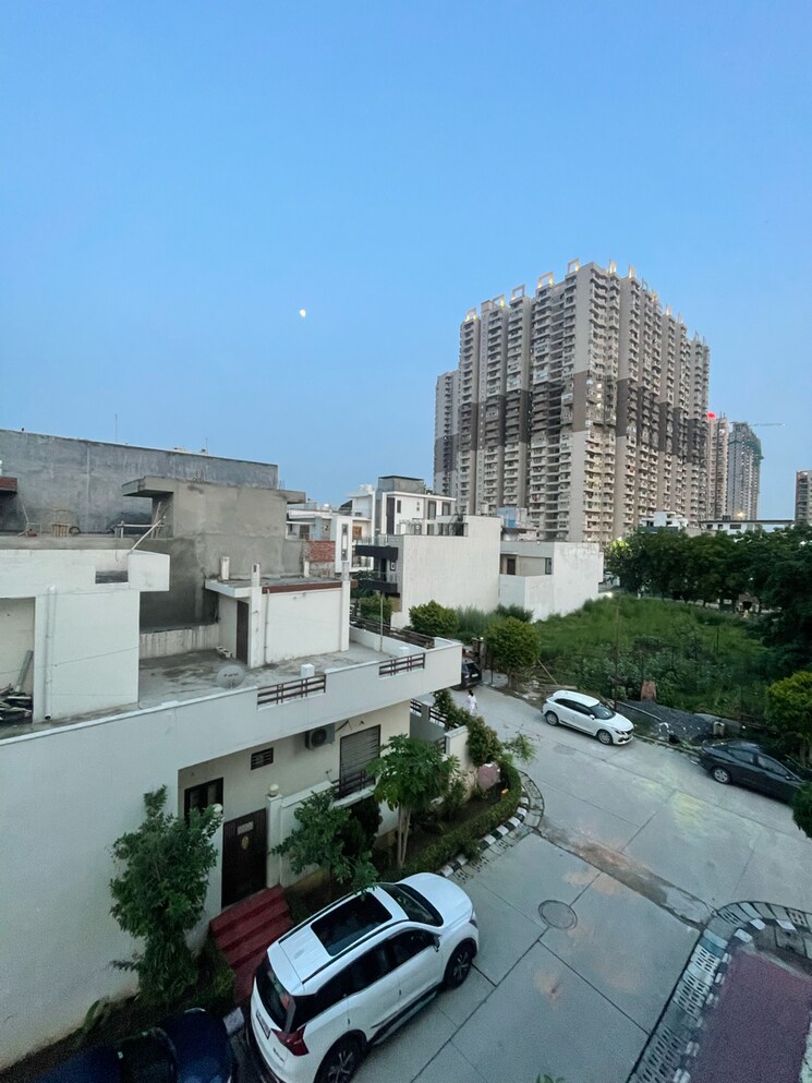 Exterior View, landcraft-golf-links 2 Bedroom 120 Sq.Ft. Builder Floor In Pandav Nagar Ghaziabad 8928664