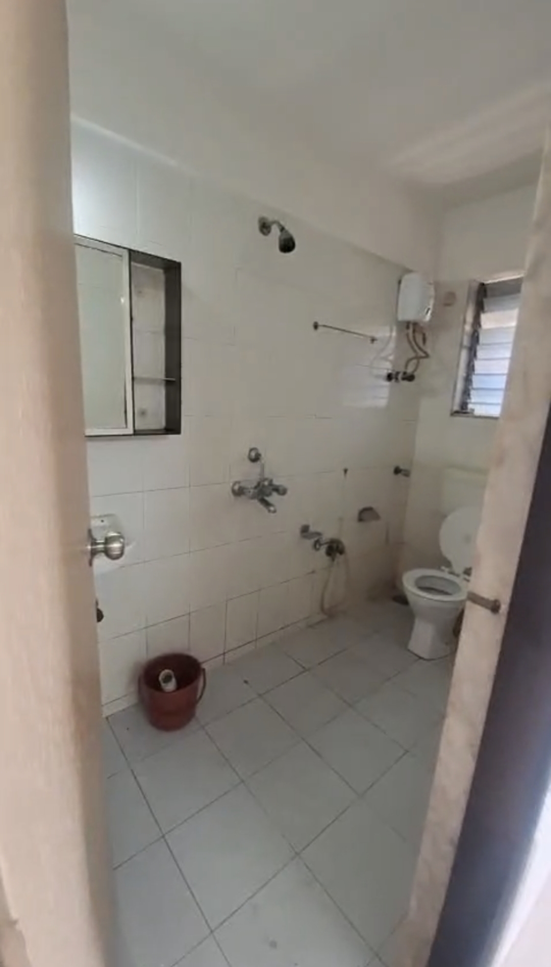 2 BHK + Extra Room 950 Sq.Ft. Apartment in OM Elegance